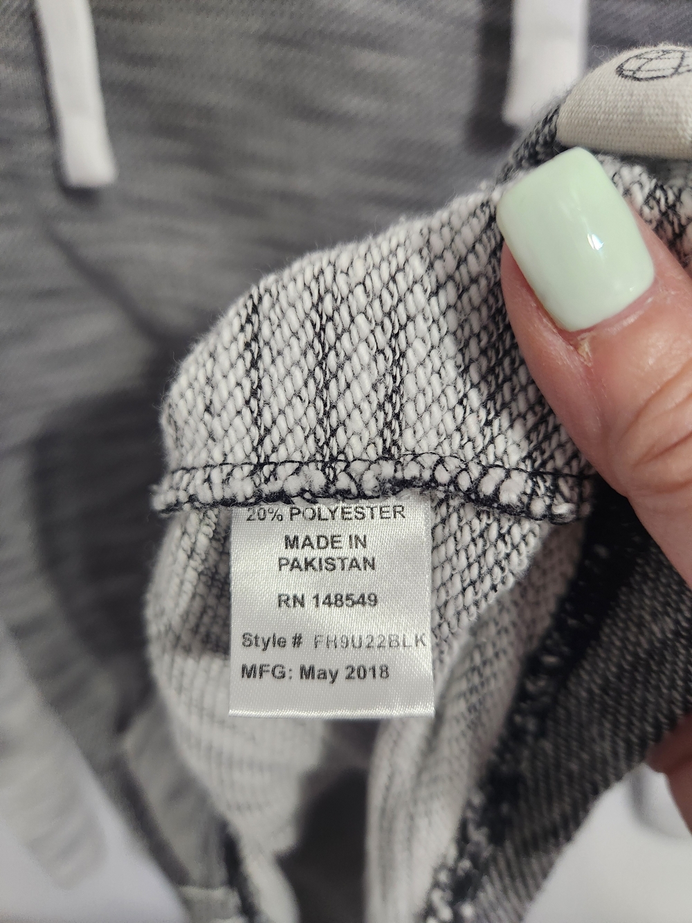 Free Planet Grey Heatherd Hoodie, Size Medium - Picture 3 of 7